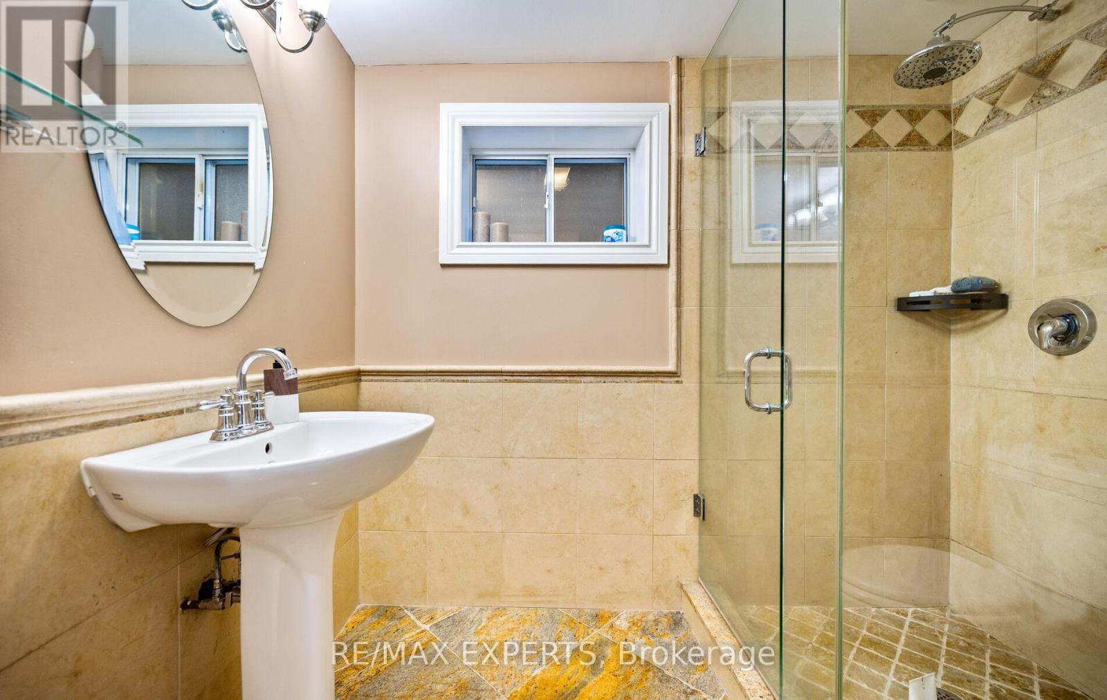 7 GOODWOOD ROAD - 26