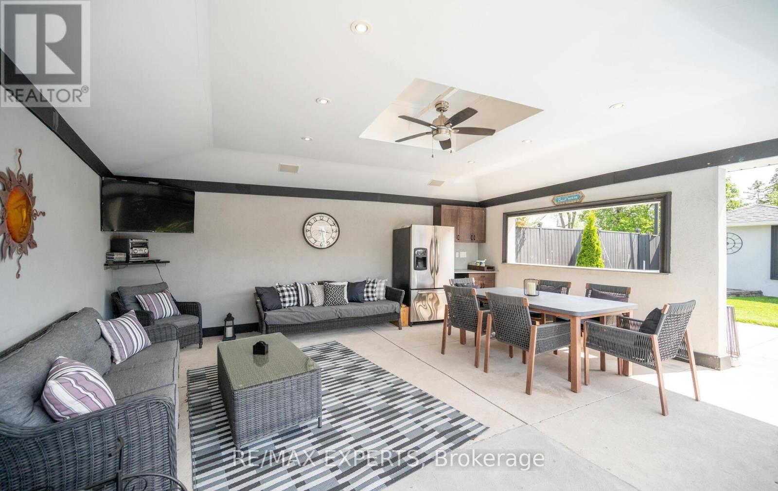 7 GOODWOOD ROAD - Image 37