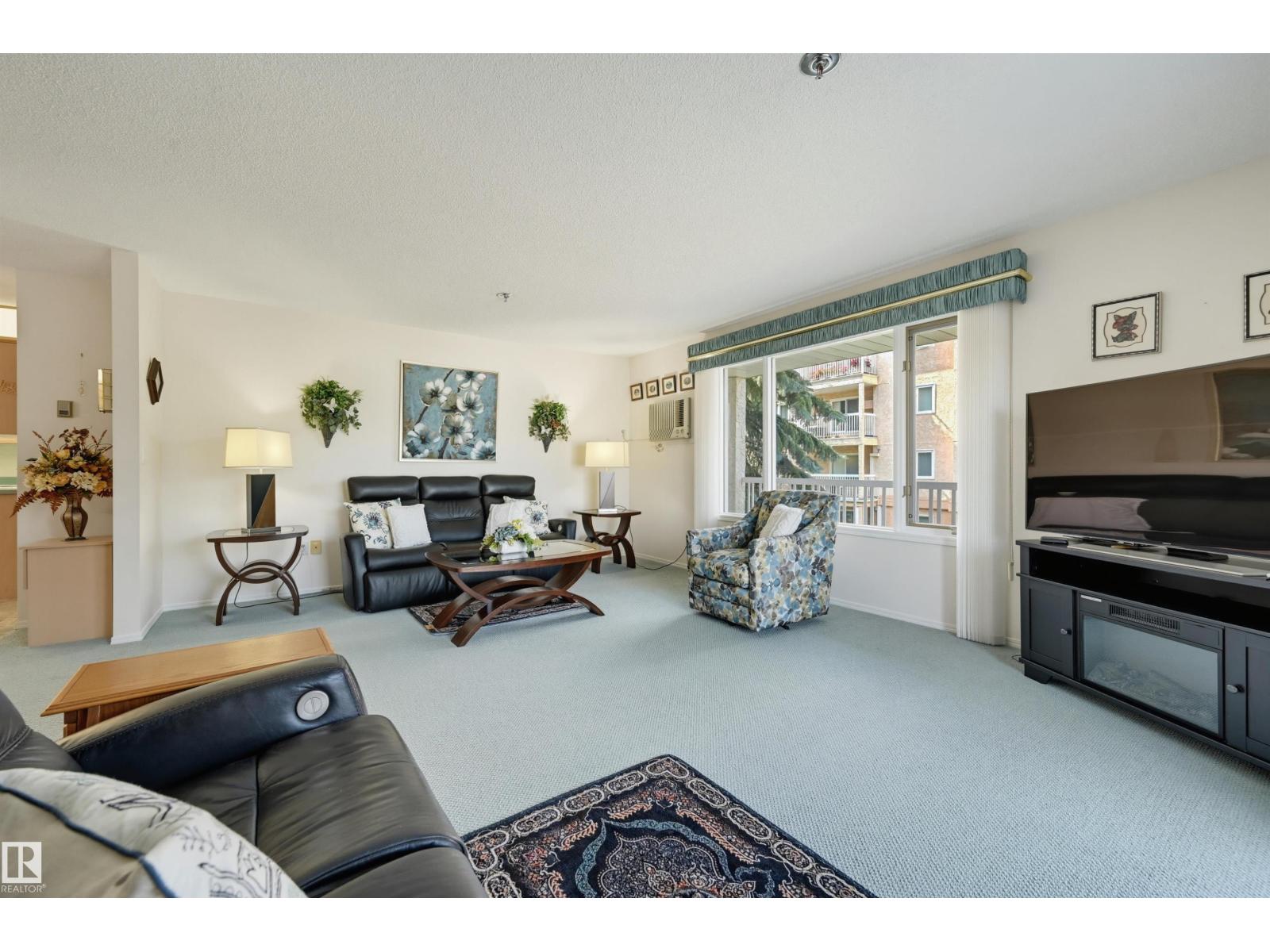 #211 10915 21 AV NW - Image 15