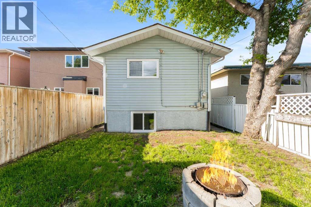 7609 36 Avenue NW - 44