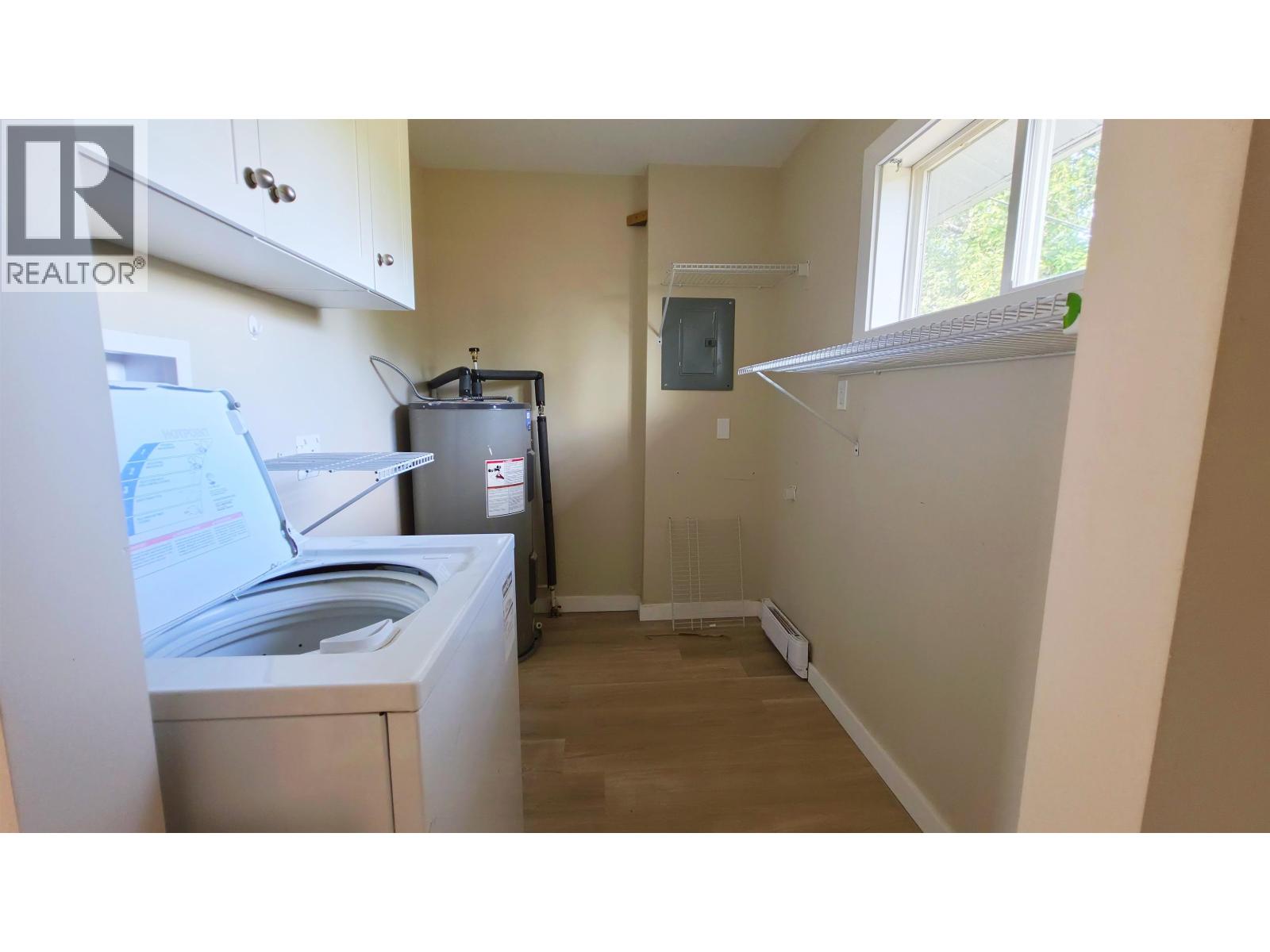 Photo 14 of 24 — 1108-1110 FREEMAN STREET · Prince George, BC