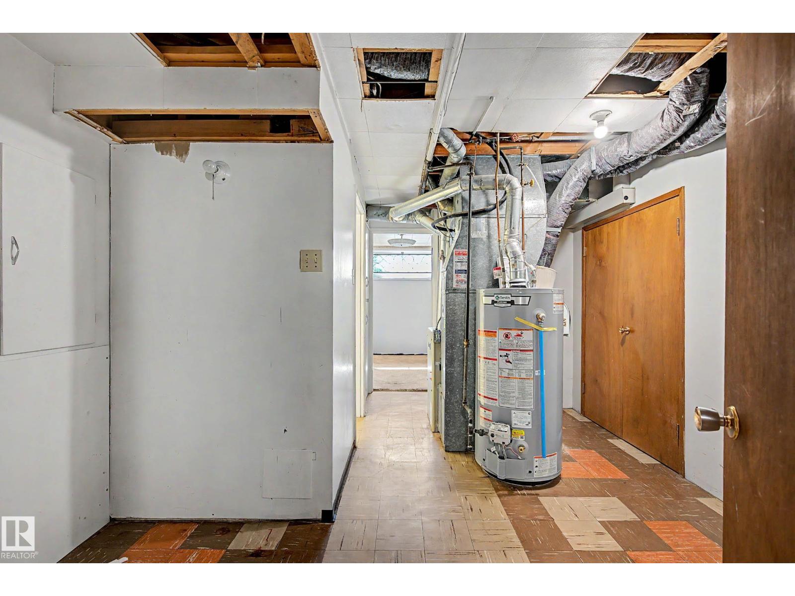 9723 76 ST NW - Image 36