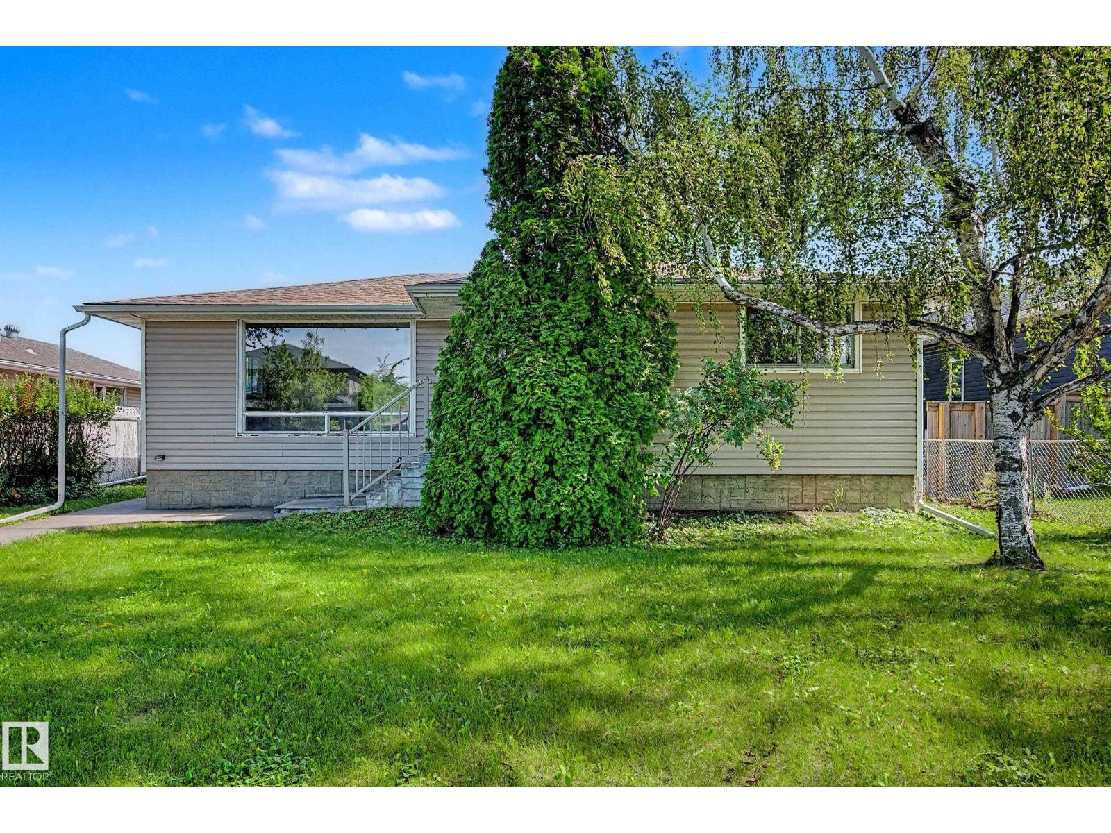 9723 76 ST NW - 3