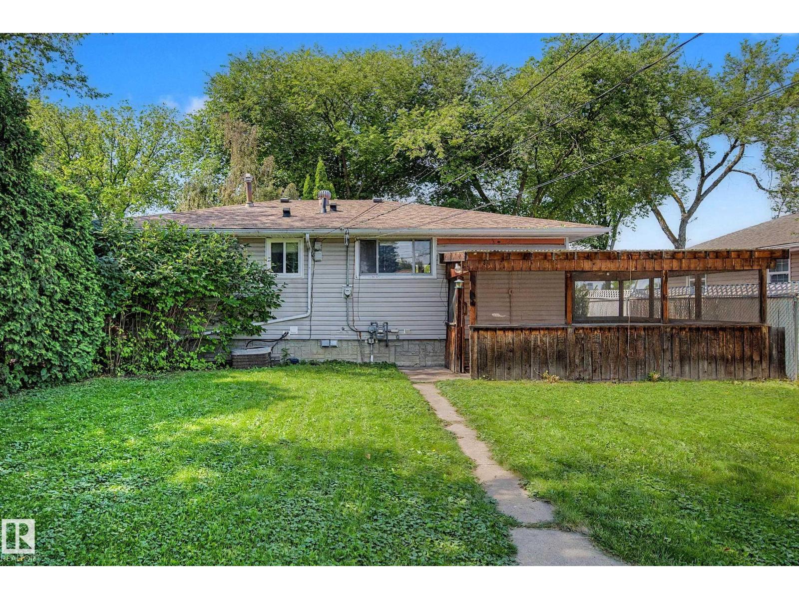 9723 76 ST NW - Image 46