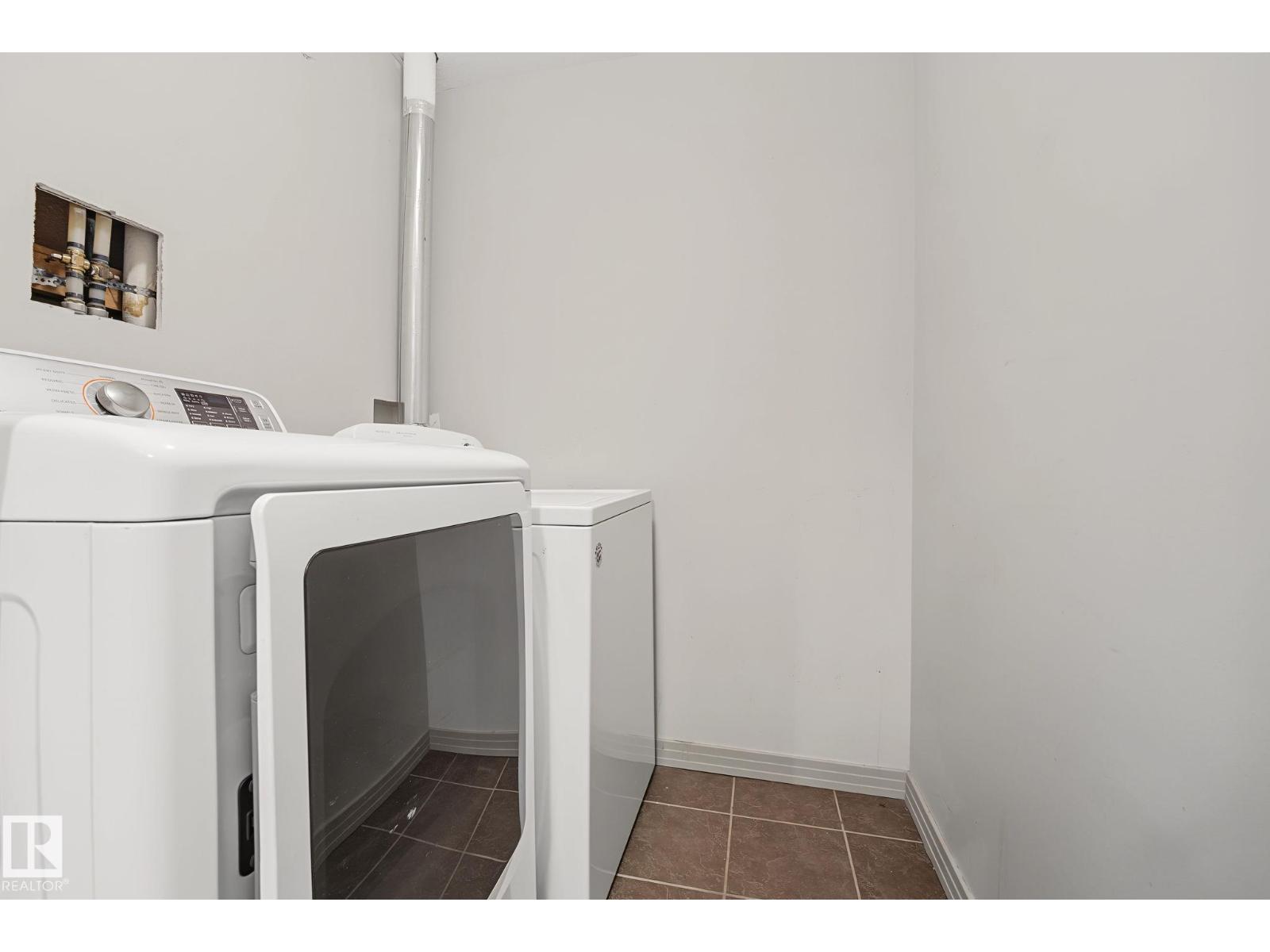 #111 5005 165 AV NW - 21