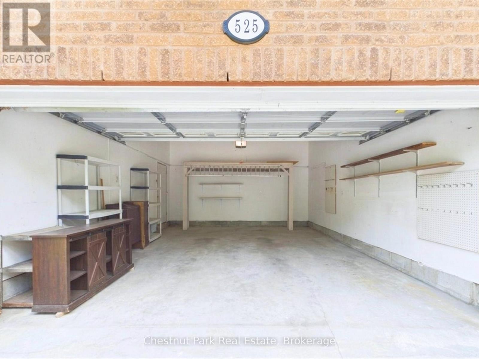 525 LORNE STREET - 26