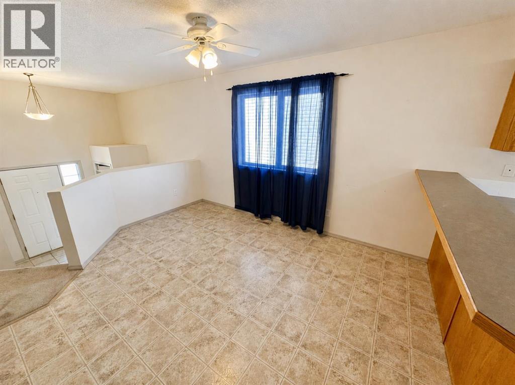 263 Heritage Court W - Image 6
