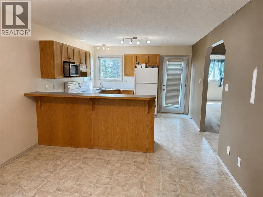 263 Heritage Court W - Image 7