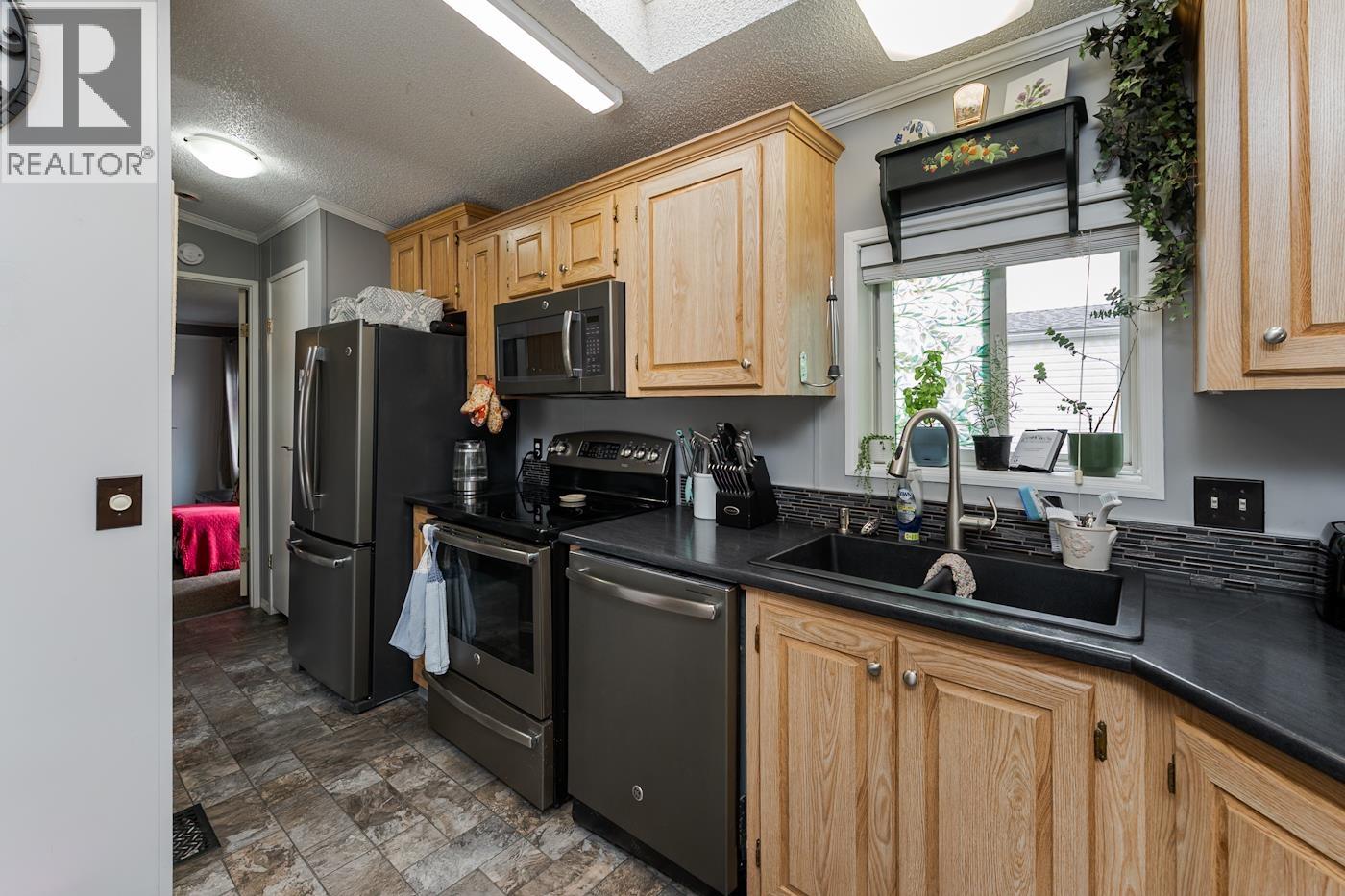 #10 7100 ALDEEN ROAD - 18