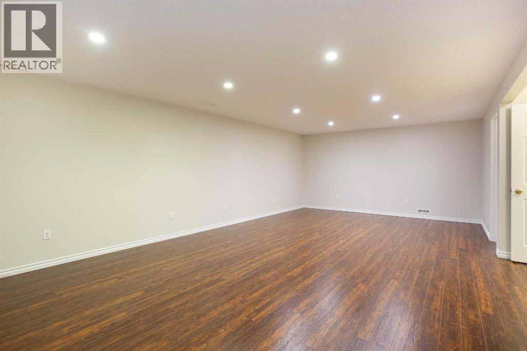 612 Riverside Boulevard NW - 24