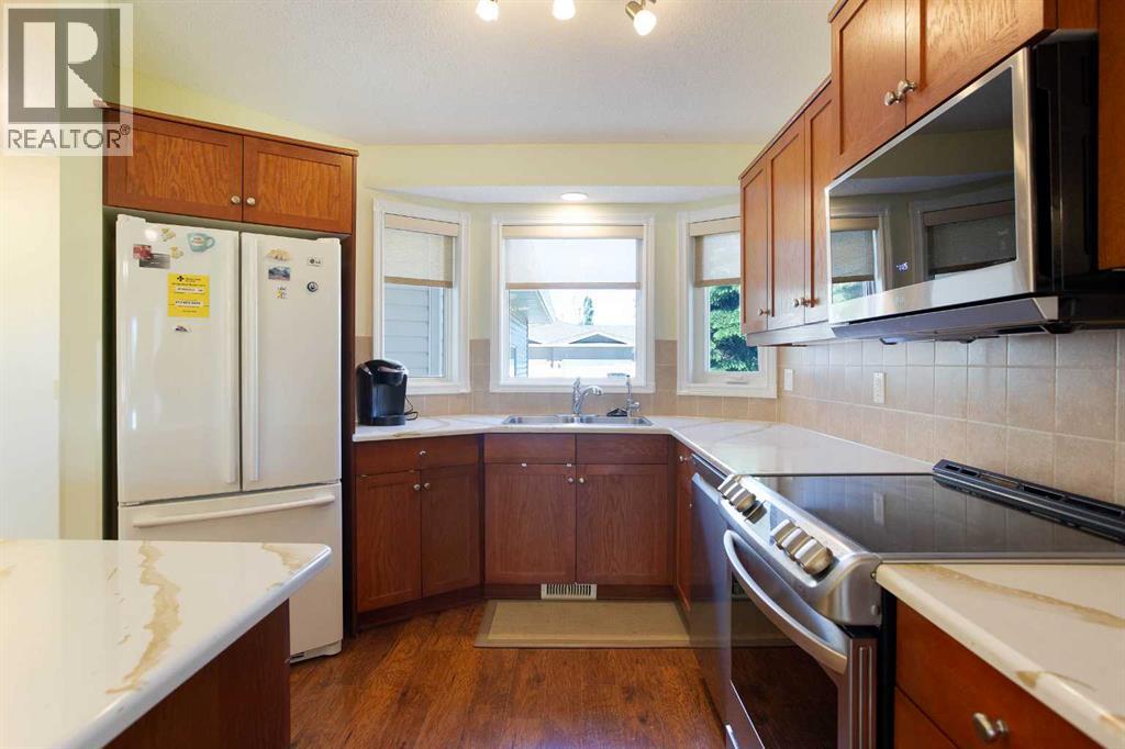 612 Riverside Boulevard NW - 7