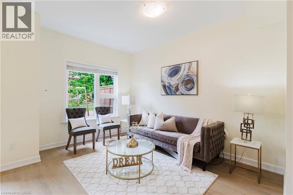 #17 110 FERGUS Avenue - Image 19