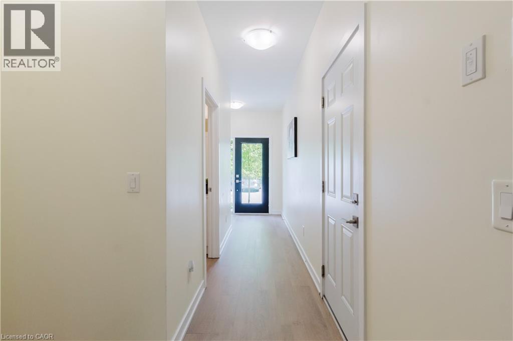 #17 110 FERGUS Avenue - Image 6