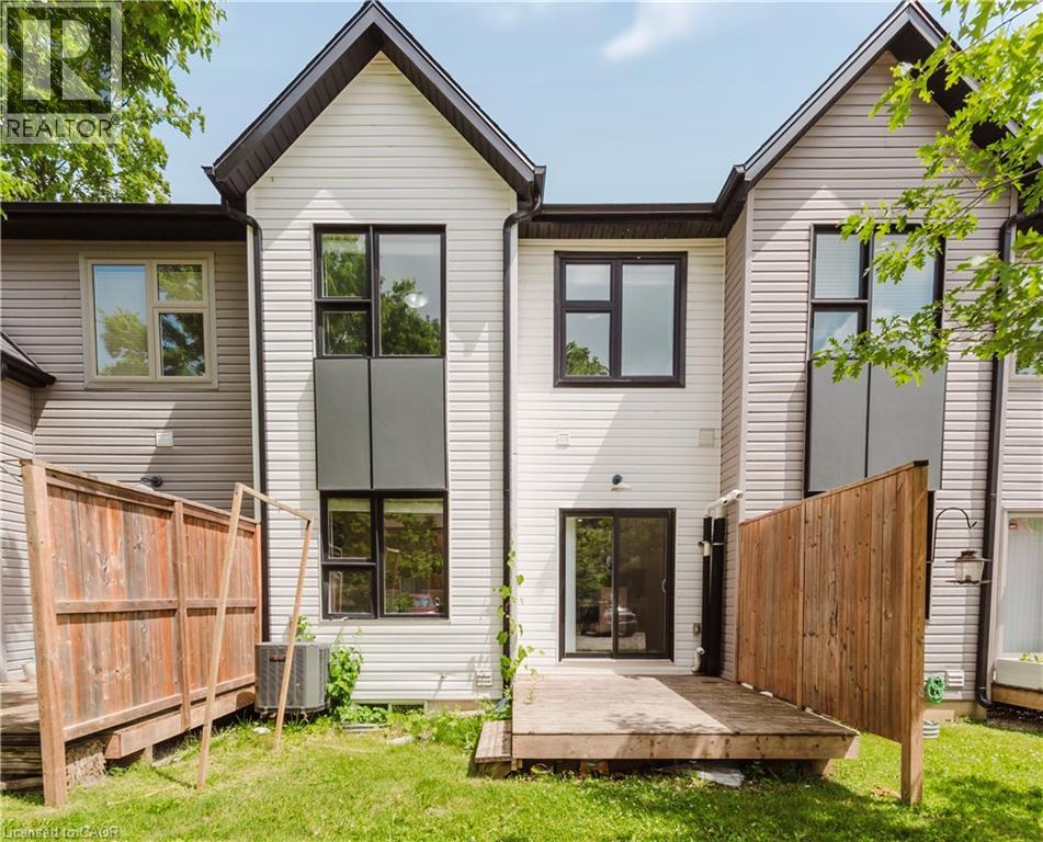 #17 110 FERGUS Avenue - Image 44