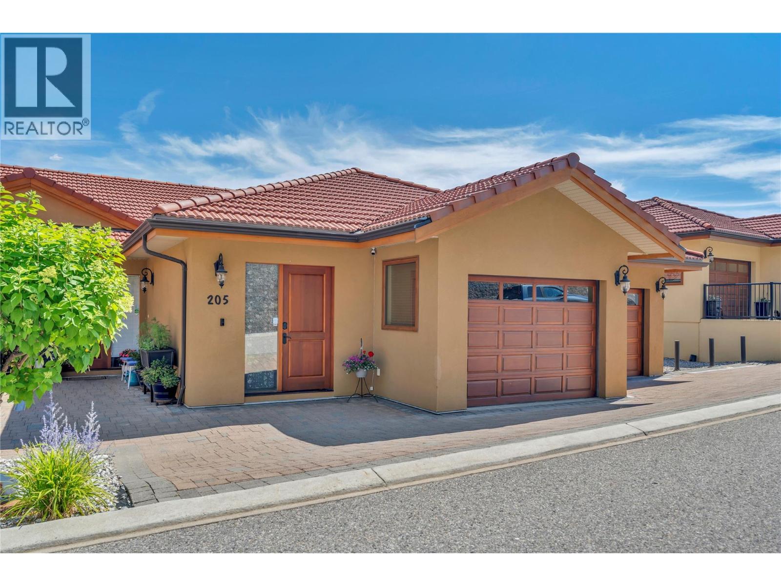 14419 Downton Avenue Unit# 205, Summerland