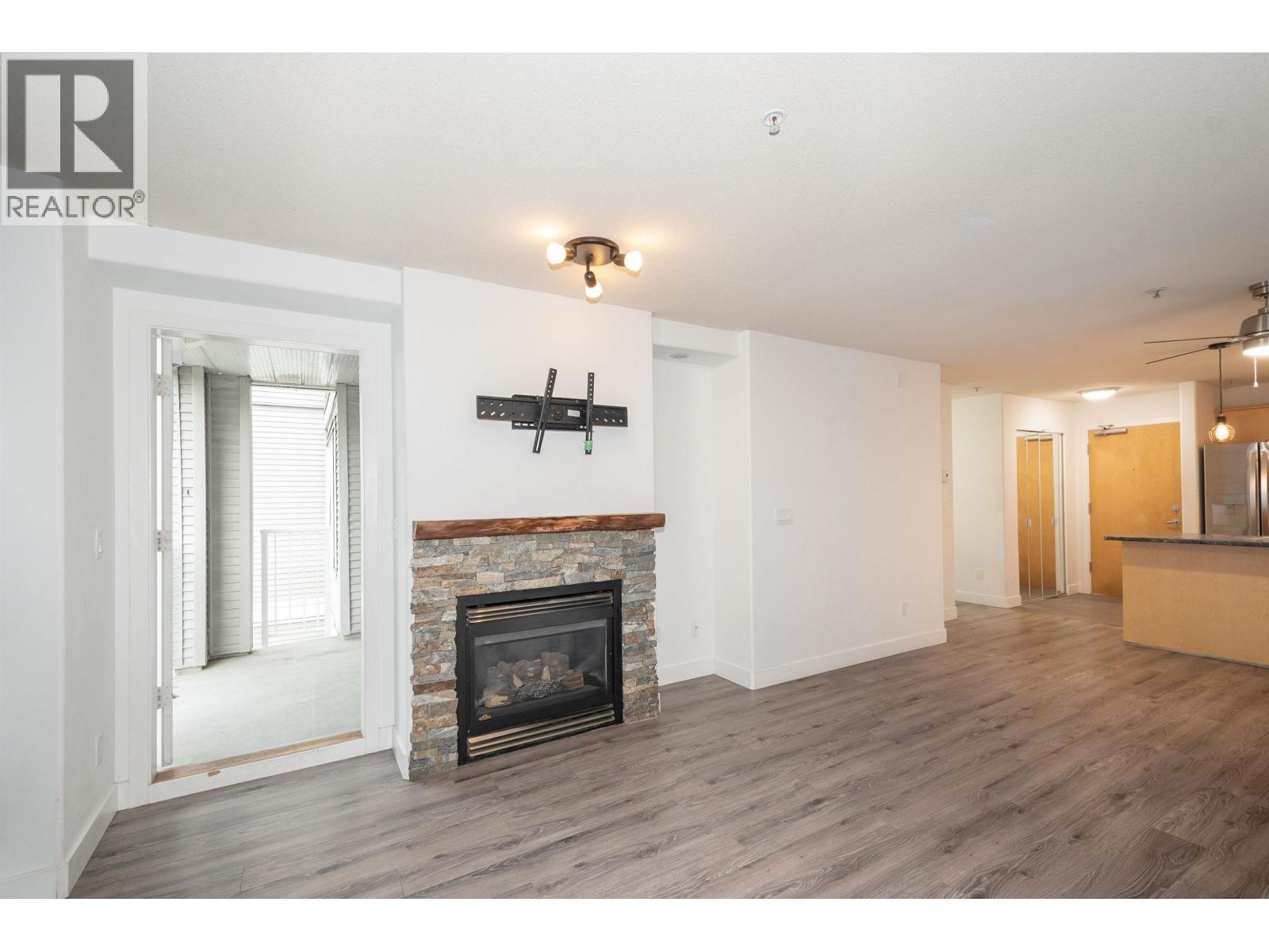 312 3136 ST JOHNS STREET, Port Moody