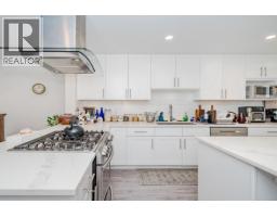 10551 Anahim Drive, Richmond, BC V7A3C6 Photo 9
