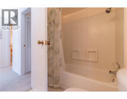 3803 Cutlass Court, Pender Island, BC V0N2M2 Photo 22