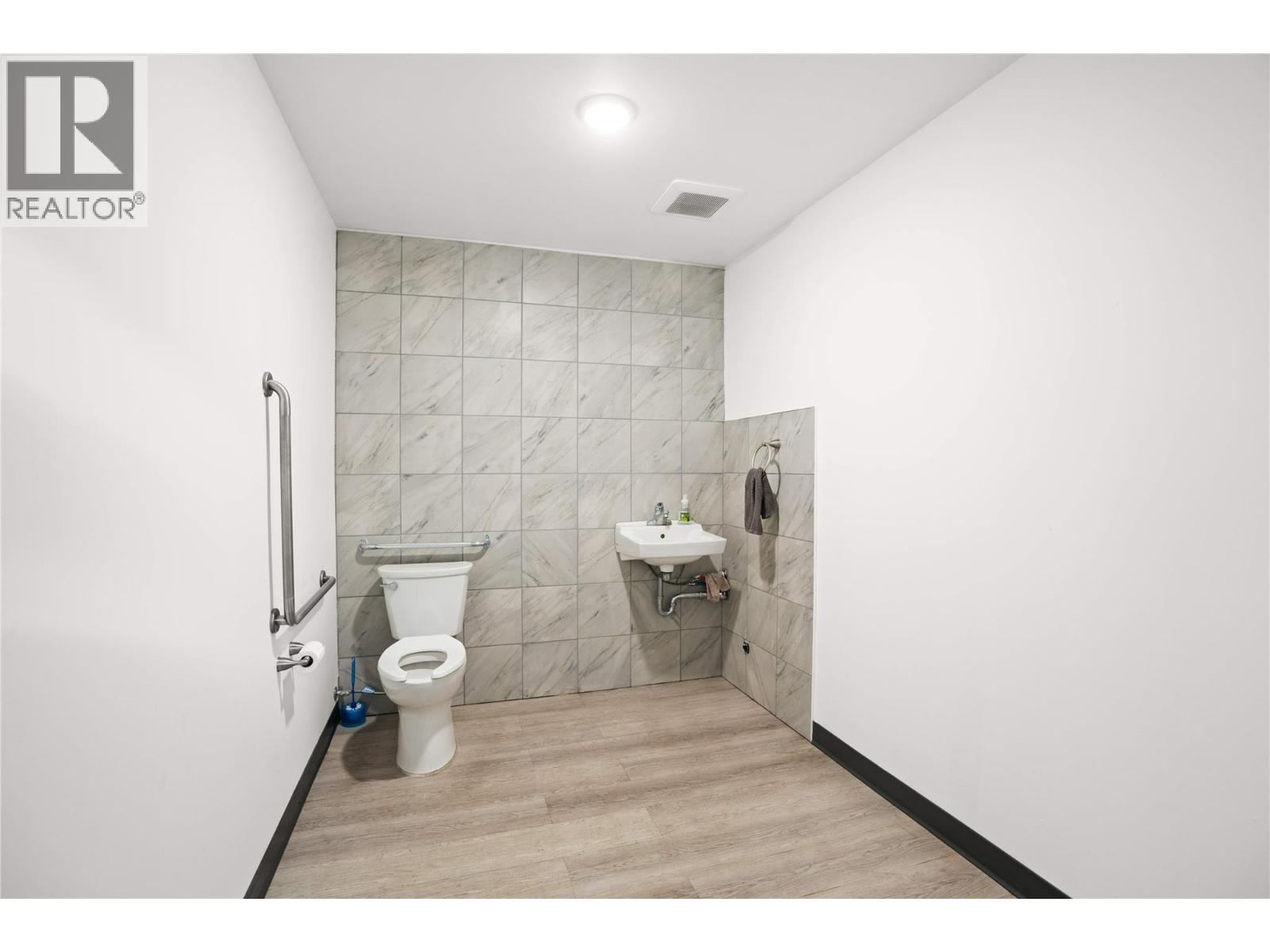 4701 29th Street, Vernon