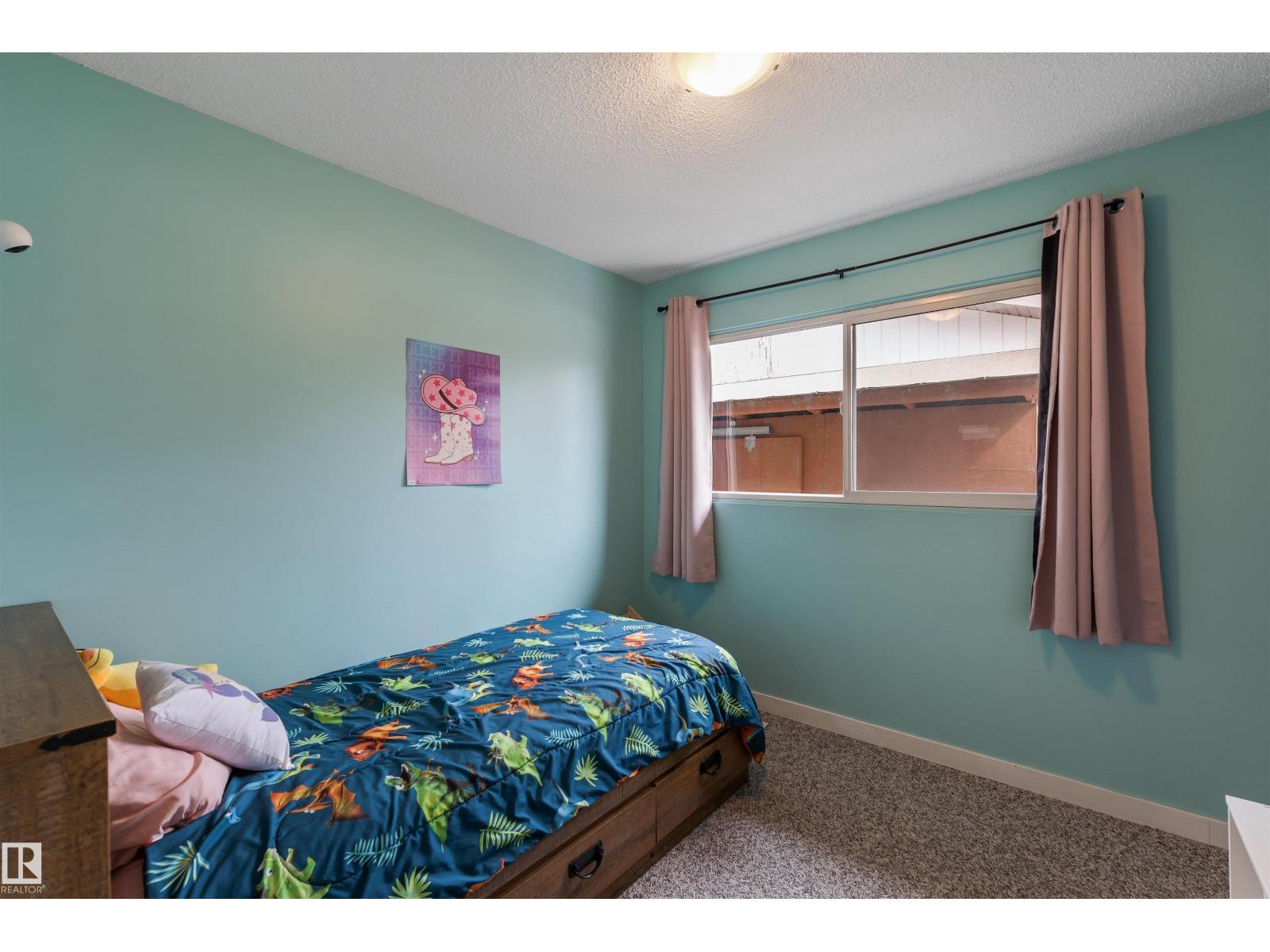 9025 95 AV - Image 32