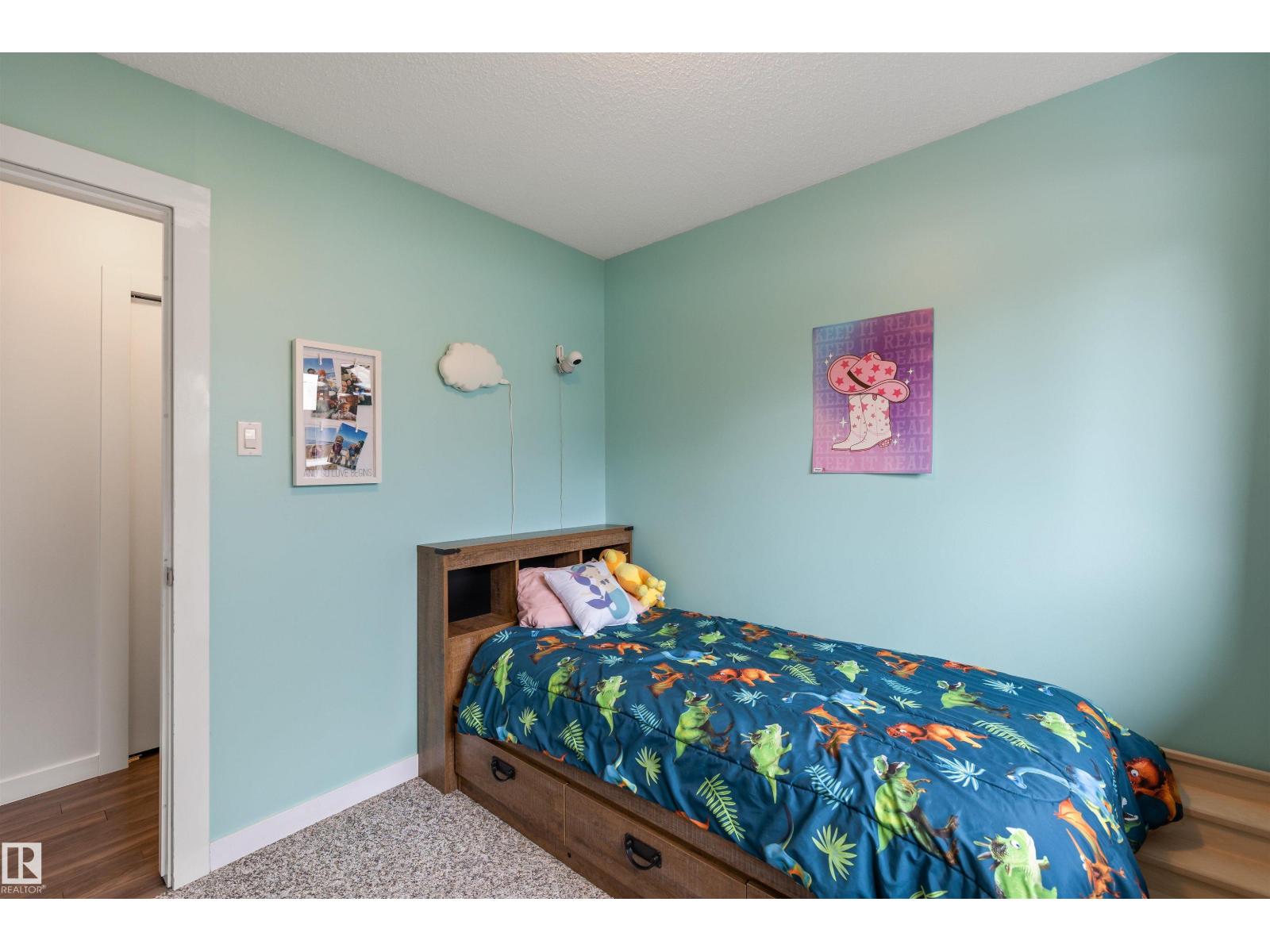 9025 95 AV - Image 33