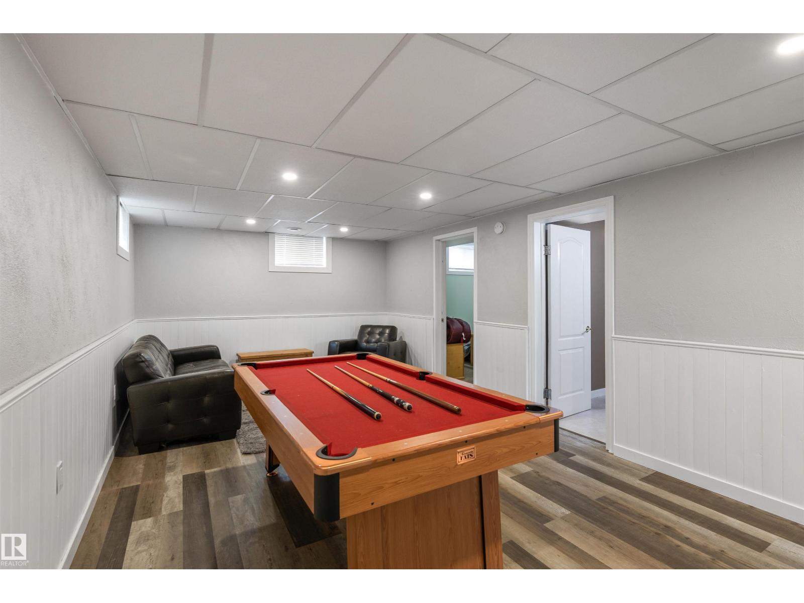 9025 95 AV - Image 36
