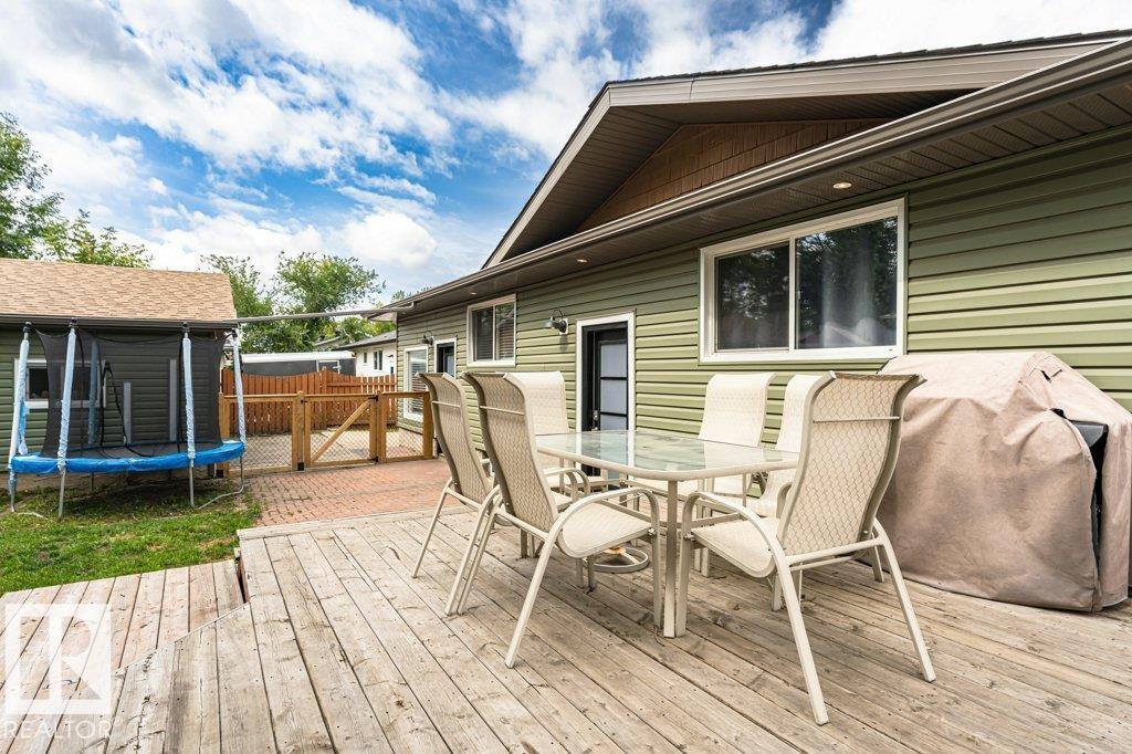 9025 95 AV - Image 47
