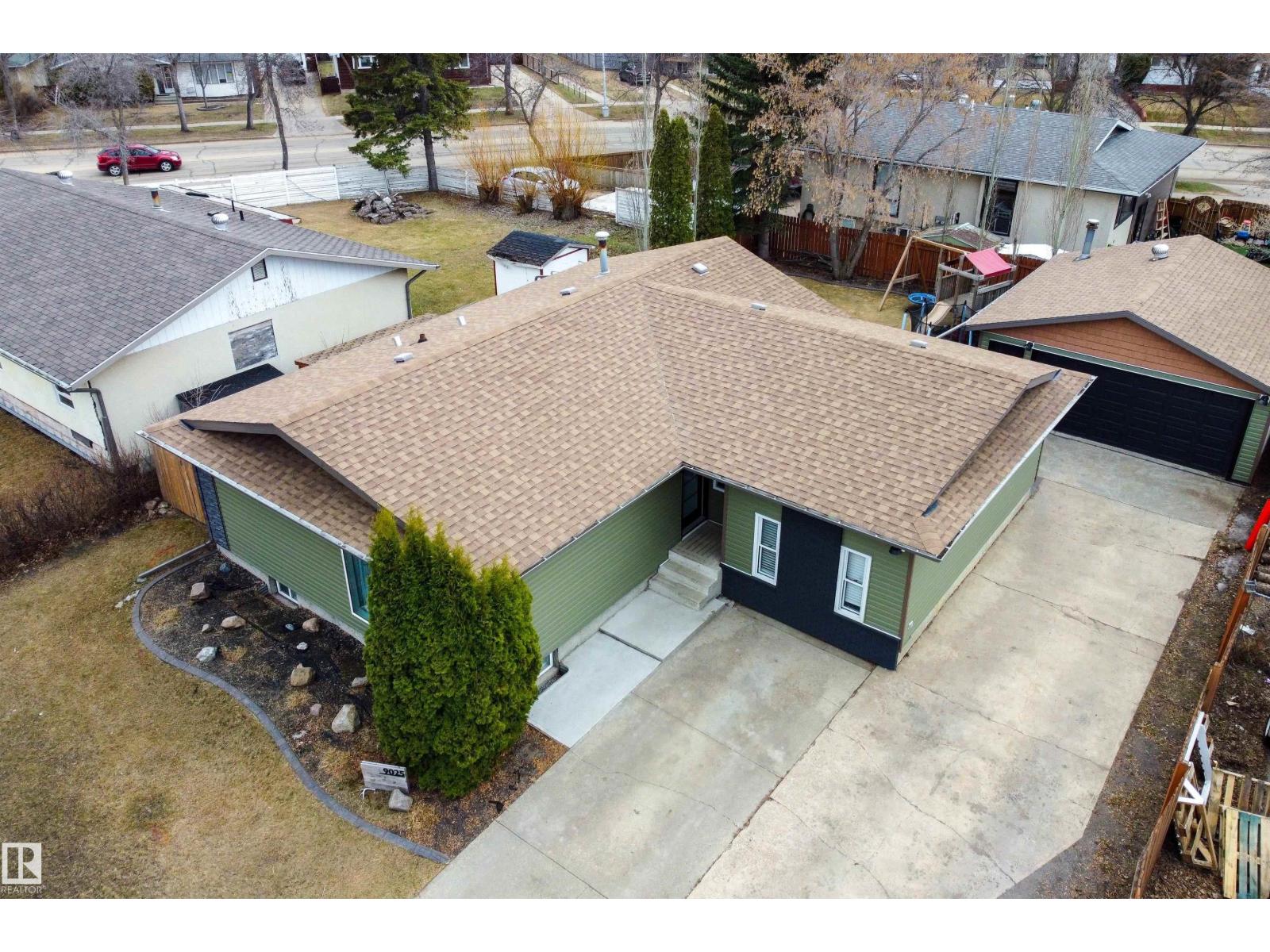 9025 95 AV - Image 59