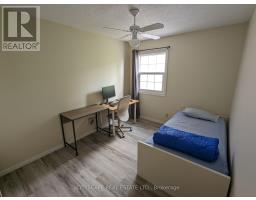 17 - 250 Keats Way, Waterloo, ON N2L6J5 Photo 17