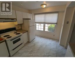17 - 250 Keats Way, Waterloo, ON N2L6J5 Photo 9