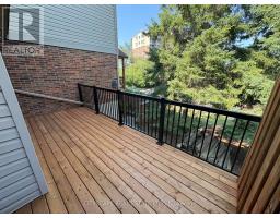 17 - 250 Keats Way, Waterloo, ON N2L6J5 Photo 34