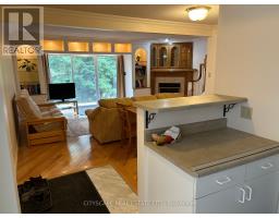 17 - 250 Keats Way, Waterloo, ON N2L6J5 Photo 10