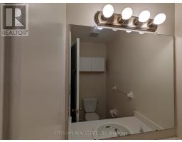 17 - 250 Keats Way, Waterloo, ON N2L6J5 Photo 12