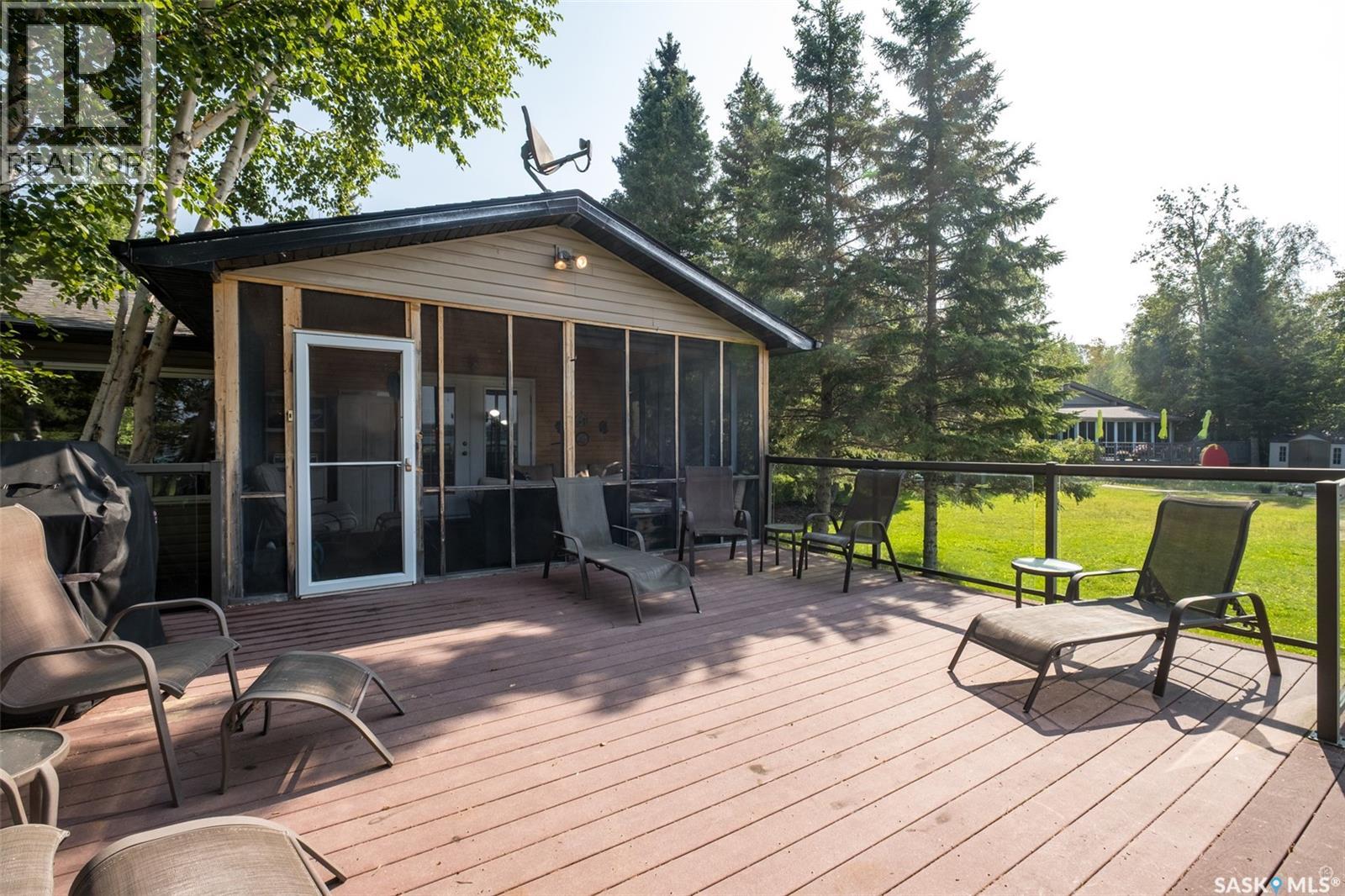 282 Neis DRIVE - 35