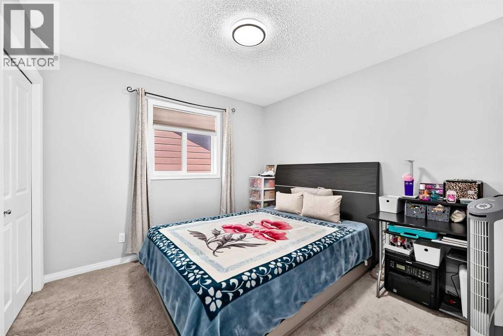 8 Skyview Point Terrace NE - 22