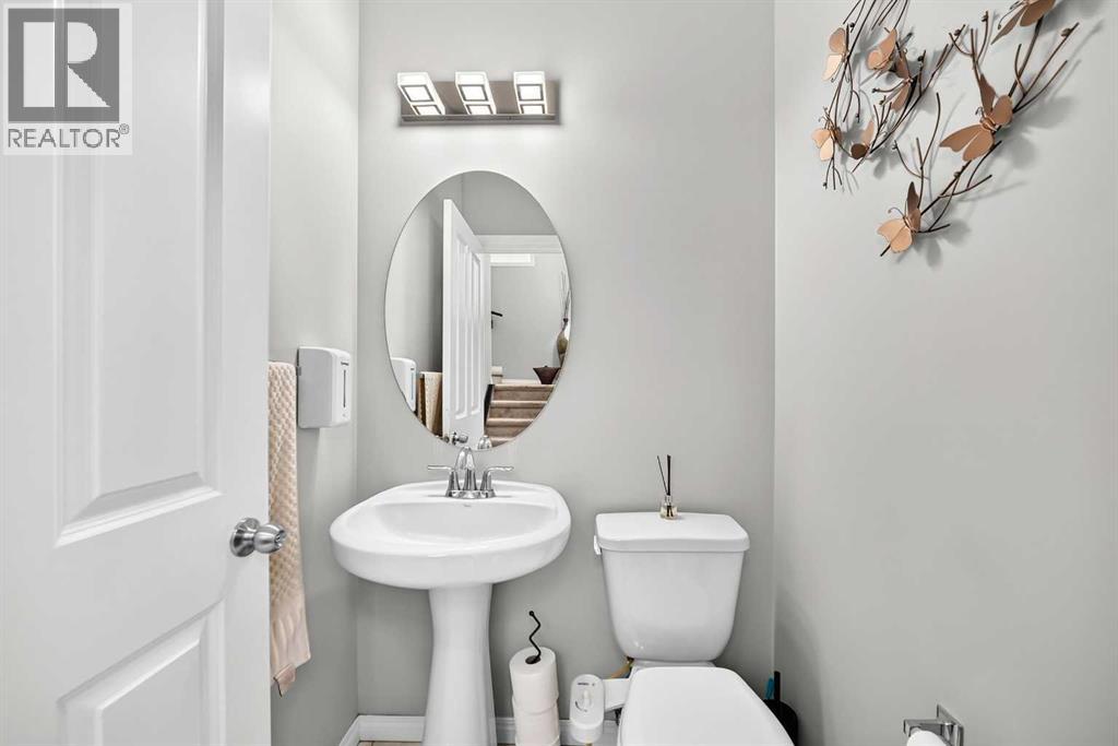 8 Skyview Point Terrace NE - 15
