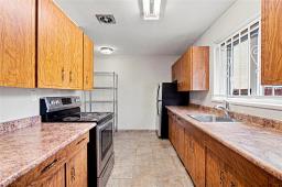 110 246 Roslyn Road, Winnipeg, MB R3L0H2 Photo 21