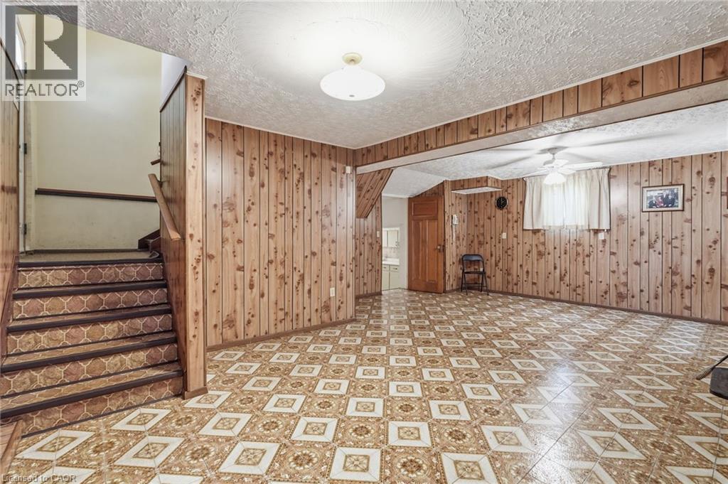4587 THIRD Avenue - Image 34