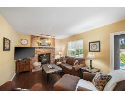 18261 54 Avenue, Surrey, BC V3S7Z1 Photo 12