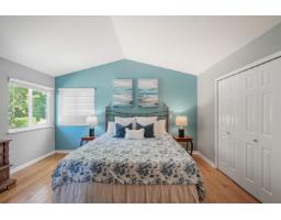18261 54 Avenue, Surrey, BC V3S7Z1 Photo 16