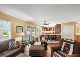 18261 54 Avenue, Surrey, BC V3S7Z1 Photo 13