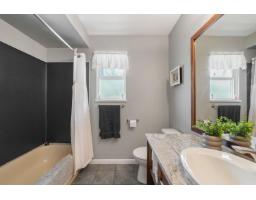 18261 54 Avenue, Surrey, BC V3S7Z1 Photo 22