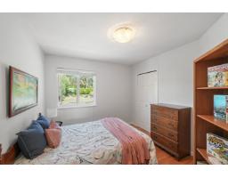 18261 54 Avenue, Surrey, BC V3S7Z1 Photo 20