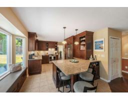 18261 54 Avenue, Surrey, BC V3S7Z1 Photo 8