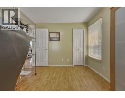 Foyer - 19 Preston Crescent, Enderby, BC V4Y4C5 Photo 11