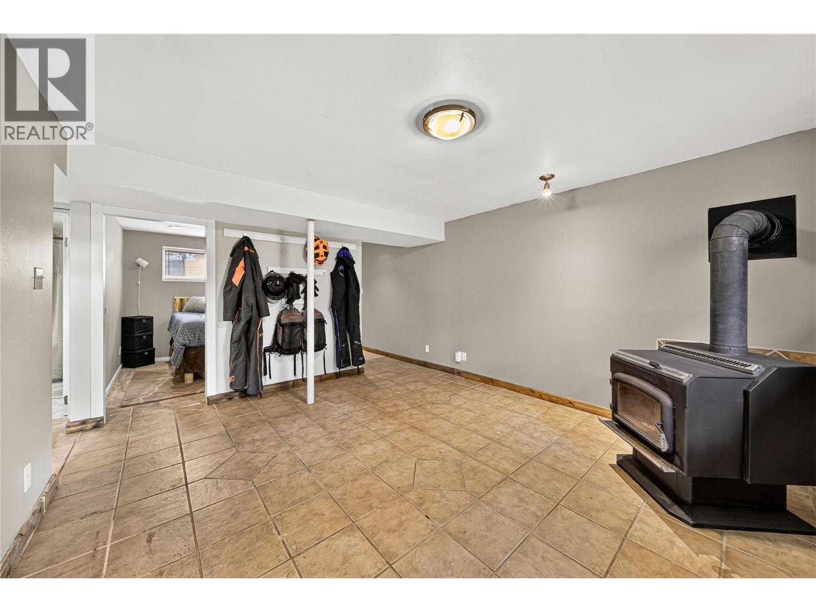 2613 Alpine Drive - Image 23