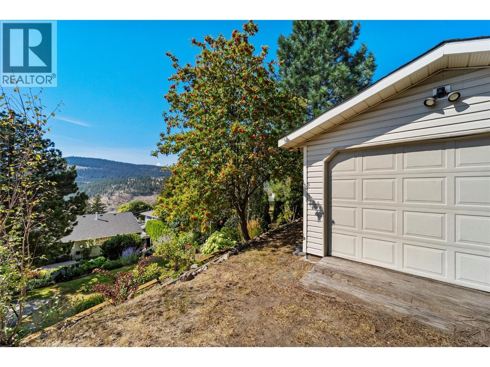 1434 Mt Dufferin Drive - 52