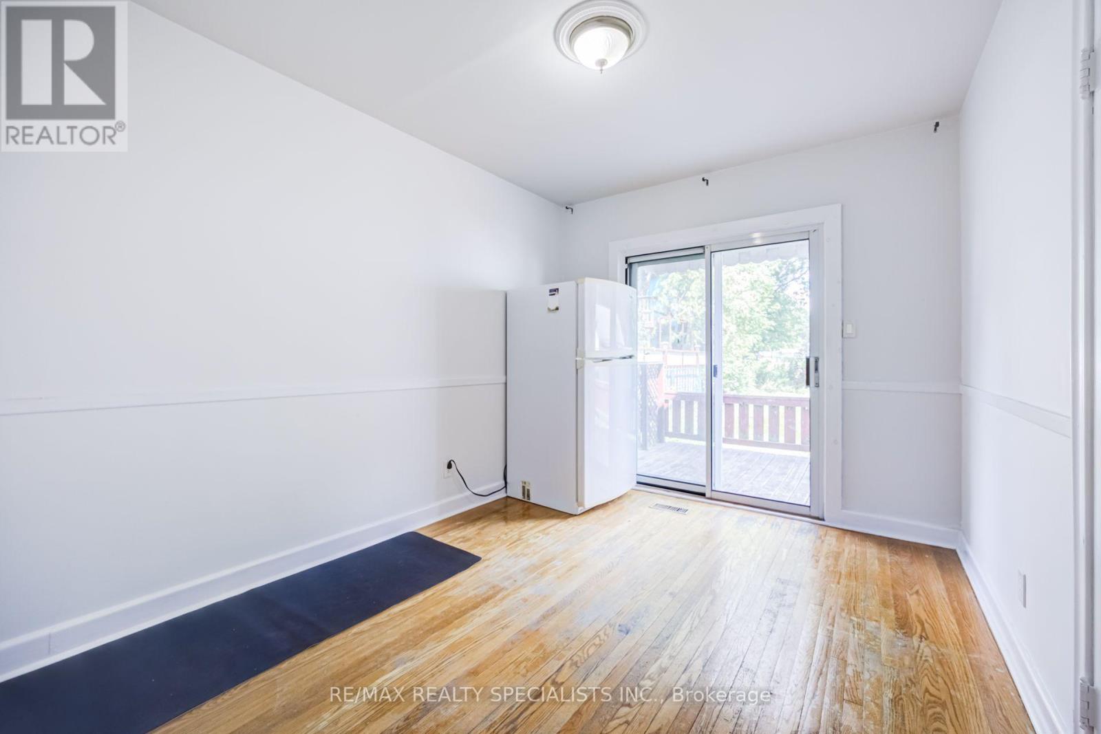 47 SINGLETON ROAD - 14