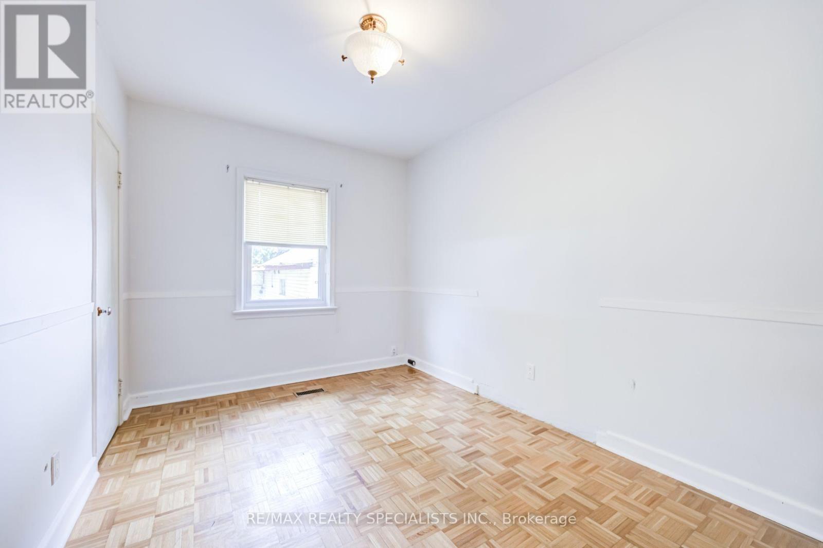 47 SINGLETON ROAD - 17