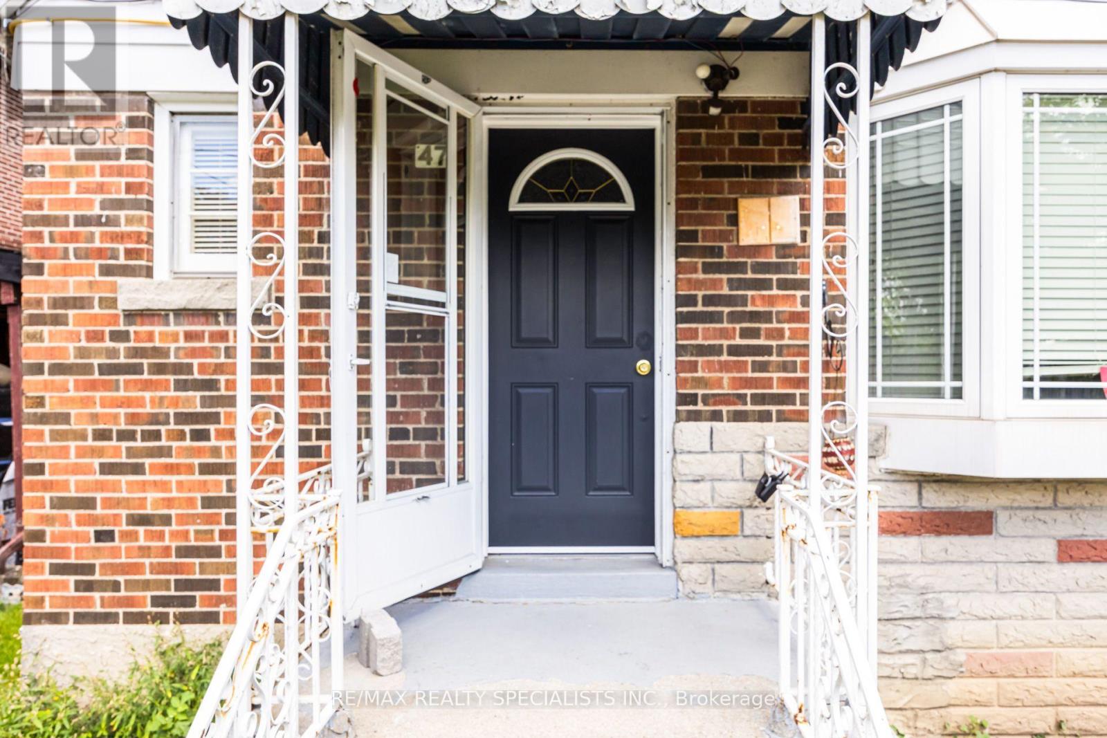 47 SINGLETON ROAD - 3
